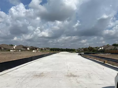 12430 Alston Rd, Sugar Land, TX 77478