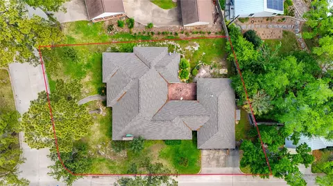 4539 Bryn Mawr Ln, Houston, TX 77027