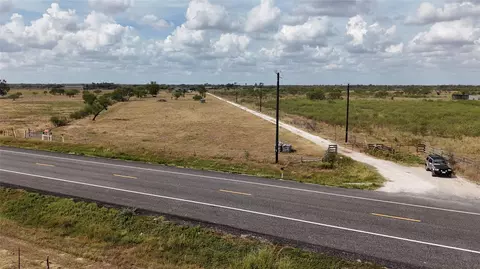 14777 Fm 359 Rd, Hempstead, TX 77445 photo 5