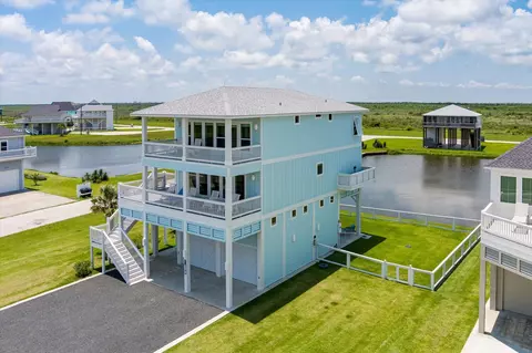 3701 Biscayne Beach Rd, Port Bolivar, TX 77650