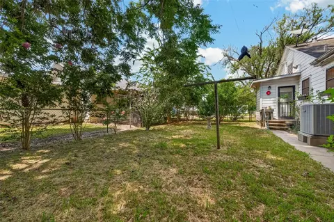 Exterior - 416 E Caney St, Wharton, TX 77488 photo 9 of 9