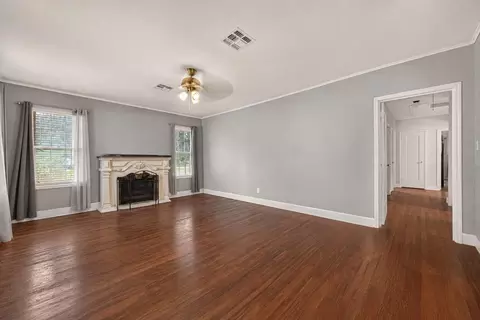 Living - 416 E Caney St, Wharton, TX 77488 photo 2 of 4