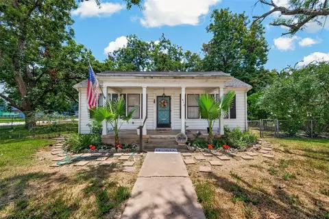 416 E Caney St, Wharton, TX 77488
