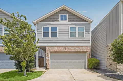 5443 Camaguey St, Houston, TX 77023