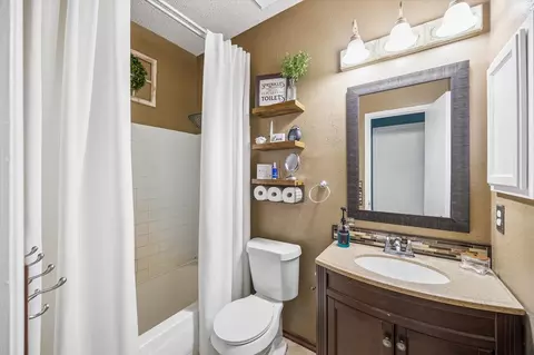 Bath - 3115 Georgia Pine Dr, Spring, TX 77373 photo 2 of 2