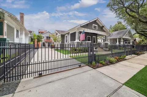 618 Bayland Ave, Houston, TX 77009