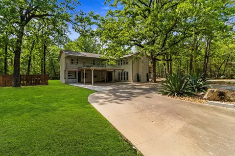 21 Red Oak Cir, Point Blank, TX 77364