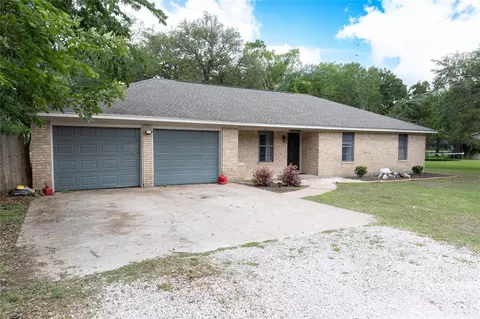 201 Fm 1160 Rd, Louise, TX 77455
