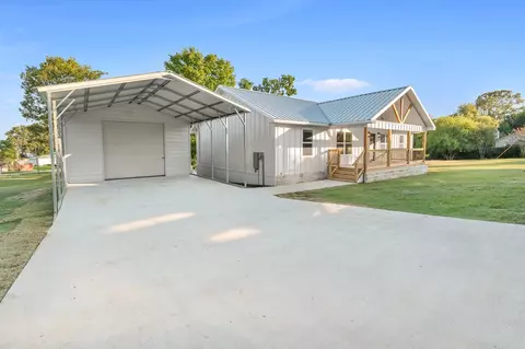 Exterior - 90 Coolcrest Dr, Point Blank, TX 77364 photo 9 of 10