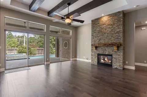 Living - 4123 Flagstone Pine Ln, Spring, TX 77386 photo 2 of 2