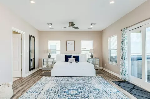 Bedroom - 109 A Santar Loop, Surfside Beach, TX 77541 photo 1 of 4