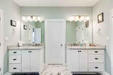 Bath - 109 A Santar Loop, Surfside Beach, TX 77541 photo 1 of 8