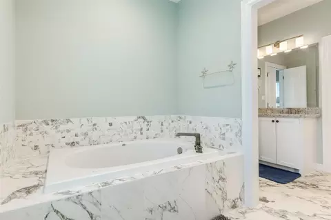Bath - 109 A Santar Loop, Surfside Beach, TX 77541 photo 3 of 8