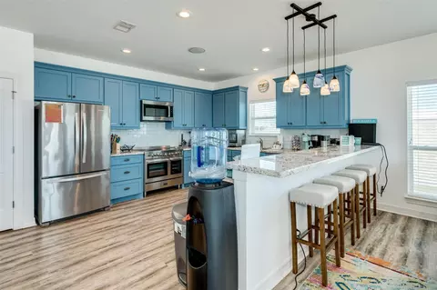 Kitchen - 109 A Santar Loop, Surfside Beach, TX 77541 photo 1 of 2