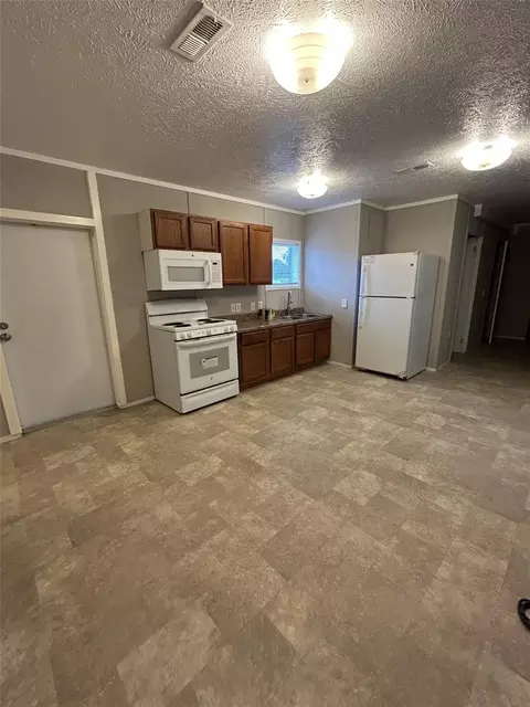 Kitchen - 2824 Randolph Rd #14, Pasadena, TX 77503 photo 1 of 1