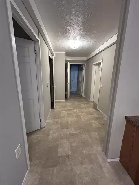 Entry Way - 2824 Randolph Rd #14, Pasadena, TX 77503 photo 1 of 2
