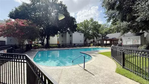 9809 Richmond Ave #C13, Houston, TX 77042