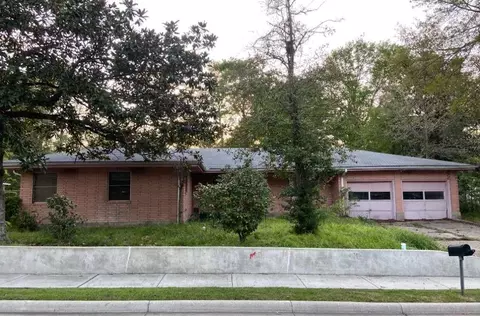 895 S Main St, Jasper, TX 75951