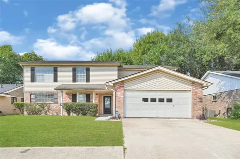 10426 Overview Dr, Sugar Land, TX 77498