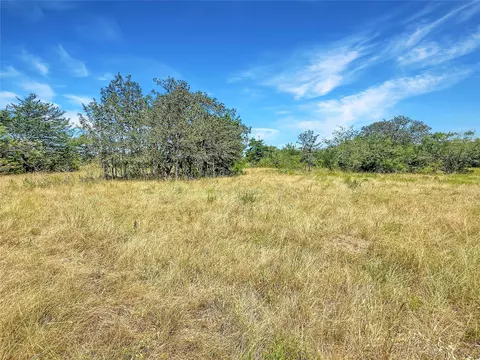 1345 Davis Rd, Muldoon, TX 78949 photo 7