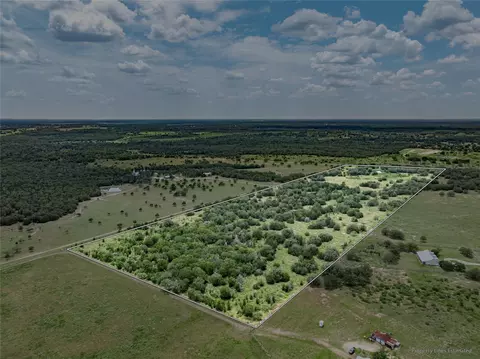 1345 Davis Rd, Muldoon, TX 78949 photo 25