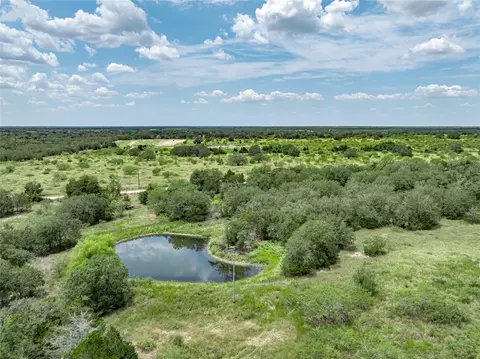 1345 Davis Rd, Muldoon, TX 78949