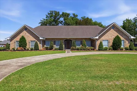 4434 Hillbrook Dr, Orange, TX 77632