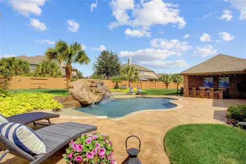 8902 Cresting Ridge Dr, Richmond, TX 77406