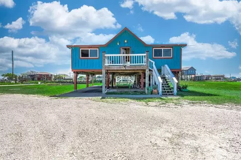 437 County Road 201, Sargent, TX 77414