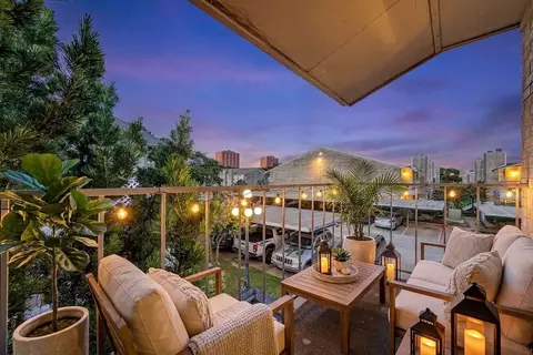 7400 Bellerive Dr #502, Houston, TX 77036