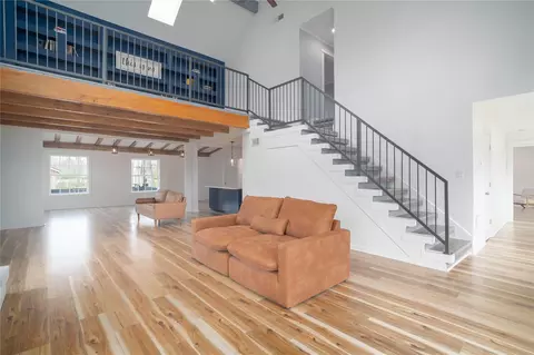 1635 Pony Ln, Wallis, TX 77485