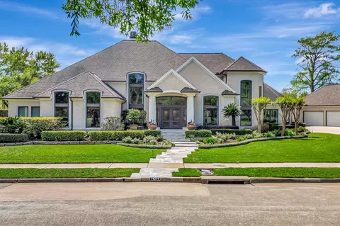14214 Golf View Trl, Houston, TX 77059
