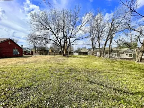 2818 Elysian St, Houston, TX 77009