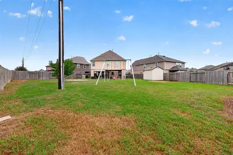 Exterior - 10619 Blithe Oak Ct, Tomball, TX 77375 photo 7 of 8