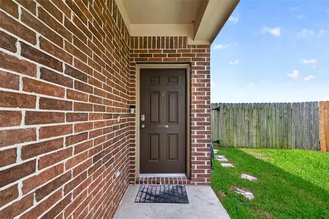Entry Way - 10619 Blithe Oak Ct, Tomball, TX 77375 photo 1 of 2