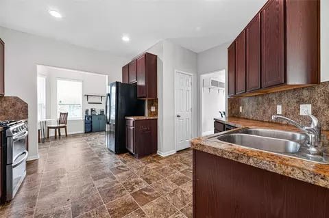 Kitchen - 10619 Blithe Oak Ct, Tomball, TX 77375 photo 1 of 5