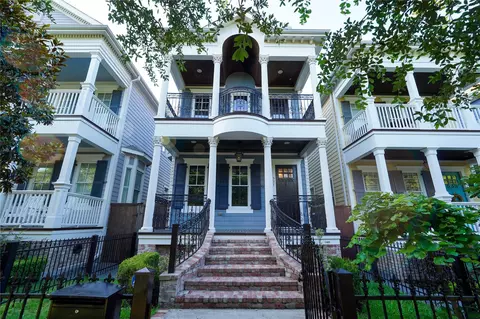 537 W 22nd St, Houston, TX 77008