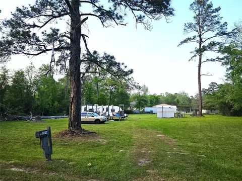 9144 Narcille St, Conroe, TX 77384