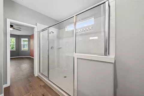 Bath - 3665 Cub Dr, Conroe, TX 77301 photo 2 of 4