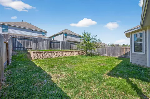 Exterior - 3665 Cub Dr, Conroe, TX 77301 photo 2 of 4
