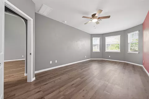 Living - 3665 Cub Dr, Conroe, TX 77301 photo 4 of 5