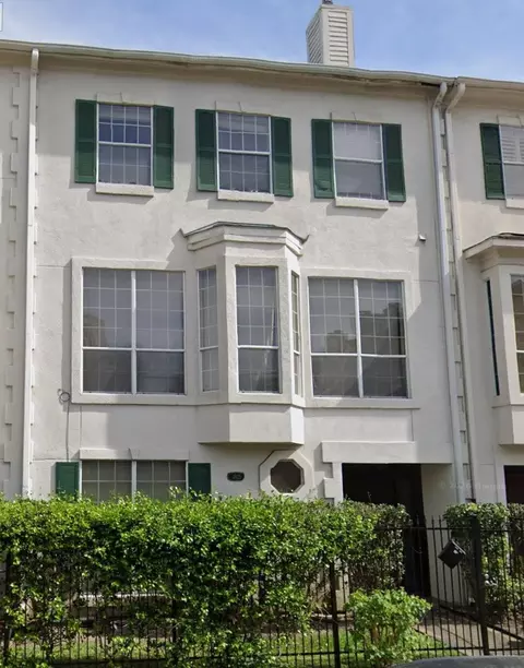 4925 Travis St, Houston, TX 77002