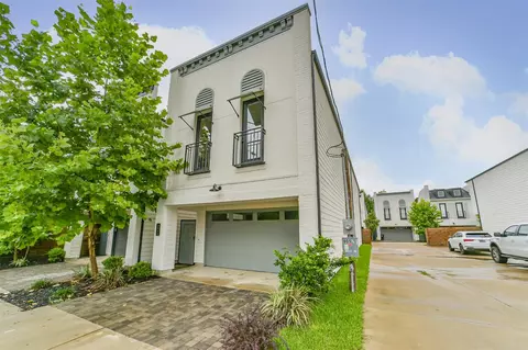 801 Fisher St #A, Houston, TX 77018