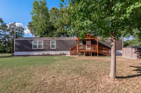 Exterior - 844 Harbor Point Dr, Trinity, TX 75862 photo 1 of 5