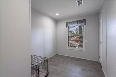 Bedroom - 844 Harbor Point Dr, Trinity, TX 75862 photo 6 of 7