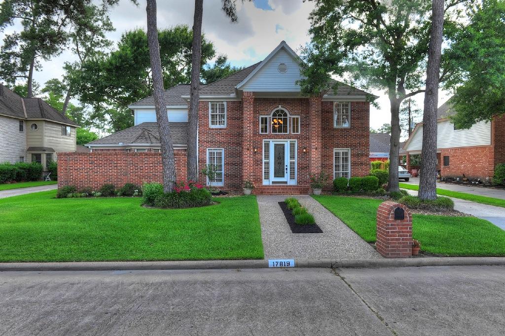 17819 Windtree Ln, Spring, TX 77379 photo 1