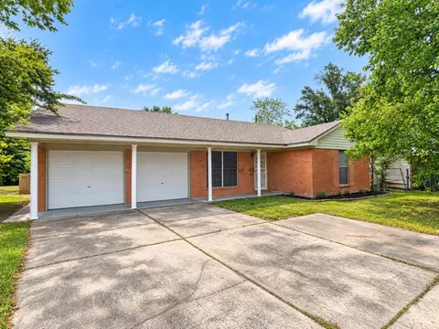 10807 Safeguard St, Houston, TX 77047