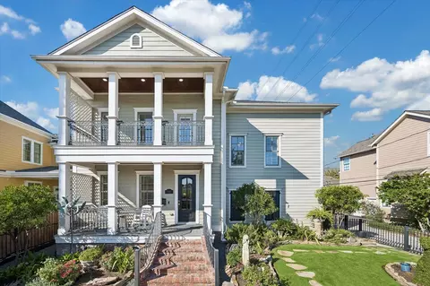 707 W 9th St, Houston, TX 77007
