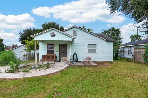 2108 9th St, Galena Park, TX 77547