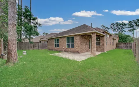 Exterior - 22207 Warm Terrace Ln, Spring, TX 77389 photo 2 of 3